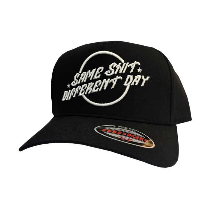 Gorra Muka Same Shit Different Day