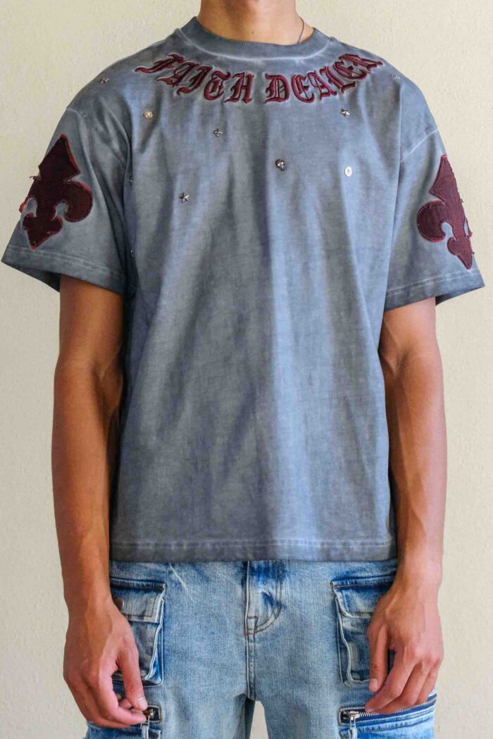 Polera First Row 'Faith Dealer'